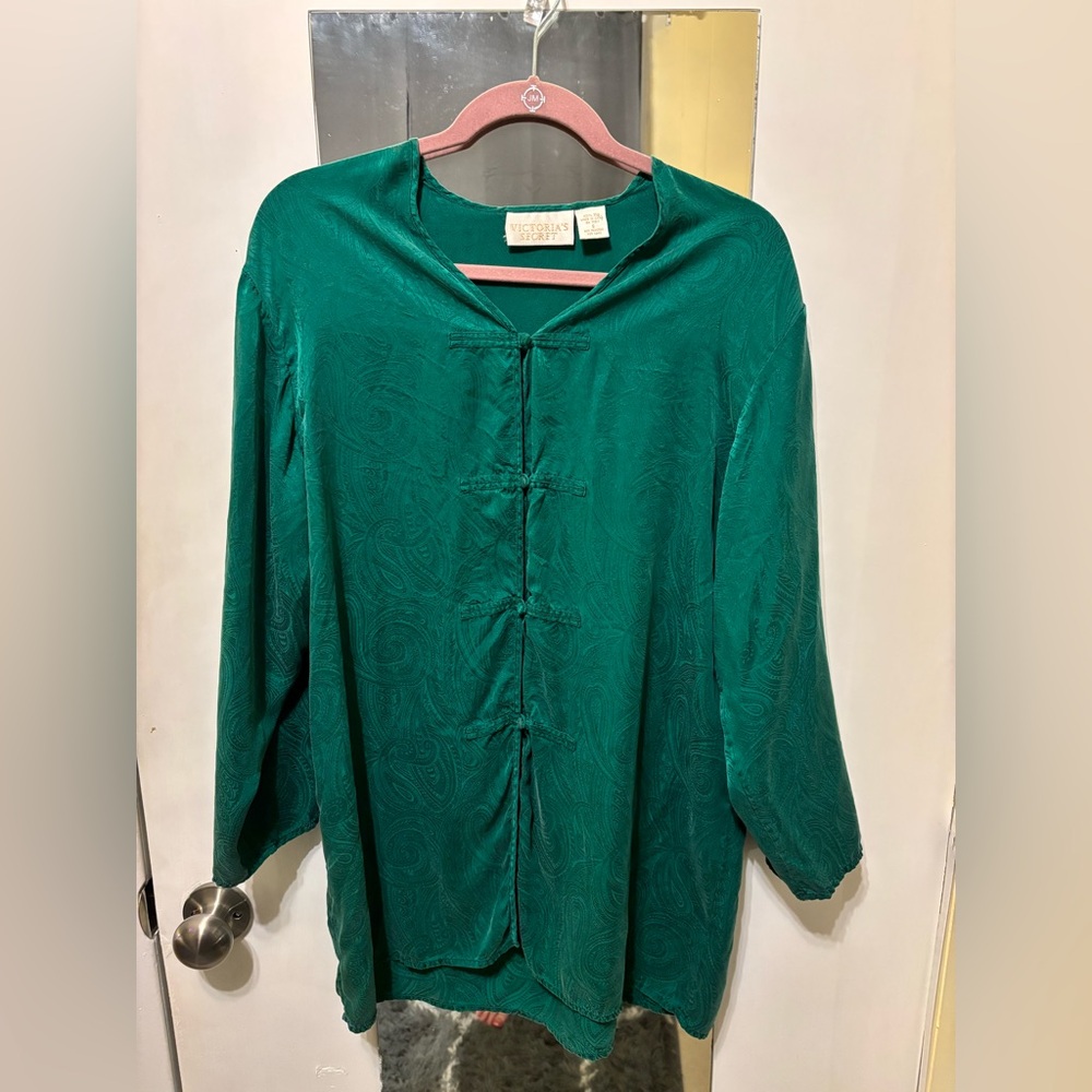 Victoria Secret Vintage Gold Label 100% Silk Emerald Green Paisley Blouse